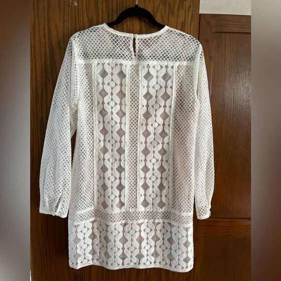 BCBG ivory 2-piece gorgeous dress set.Straight style, laced shell, solid slip, S - Picture 4 of 14